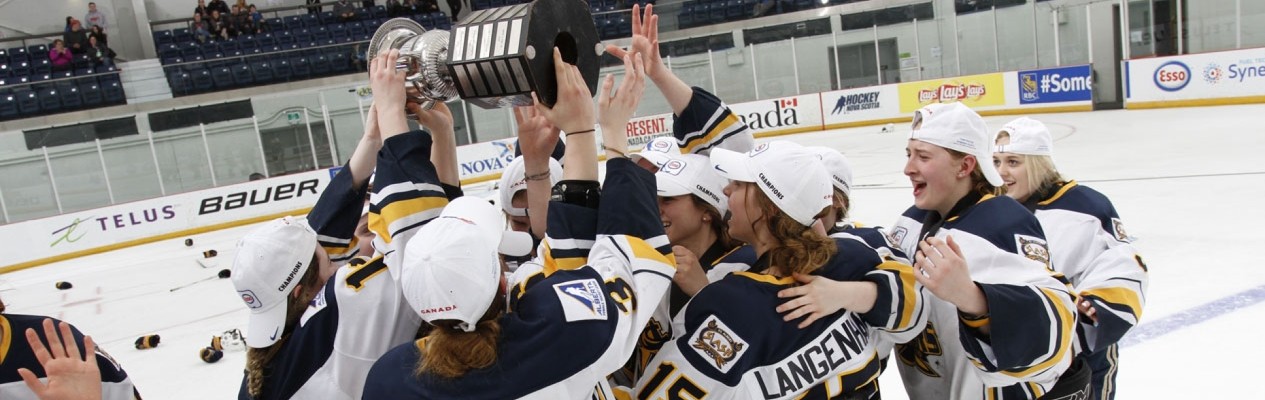 Photo Credit: Dennis Pajot - Hockey Canada Images
